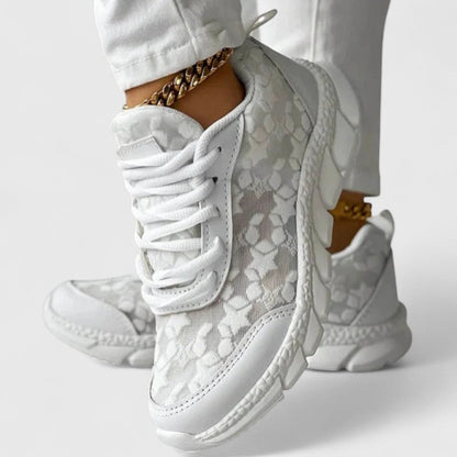 Iris | Comfortable Sneakers