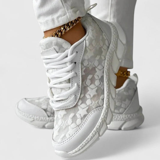 Iris | Comfortable Sneakers