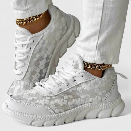 Iris | Comfortable Sneakers