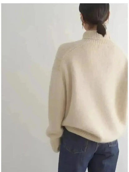 Astrid | Classic Turtleneck Sweater