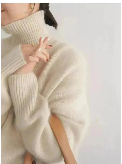 Astrid | Classic Turtleneck Sweater