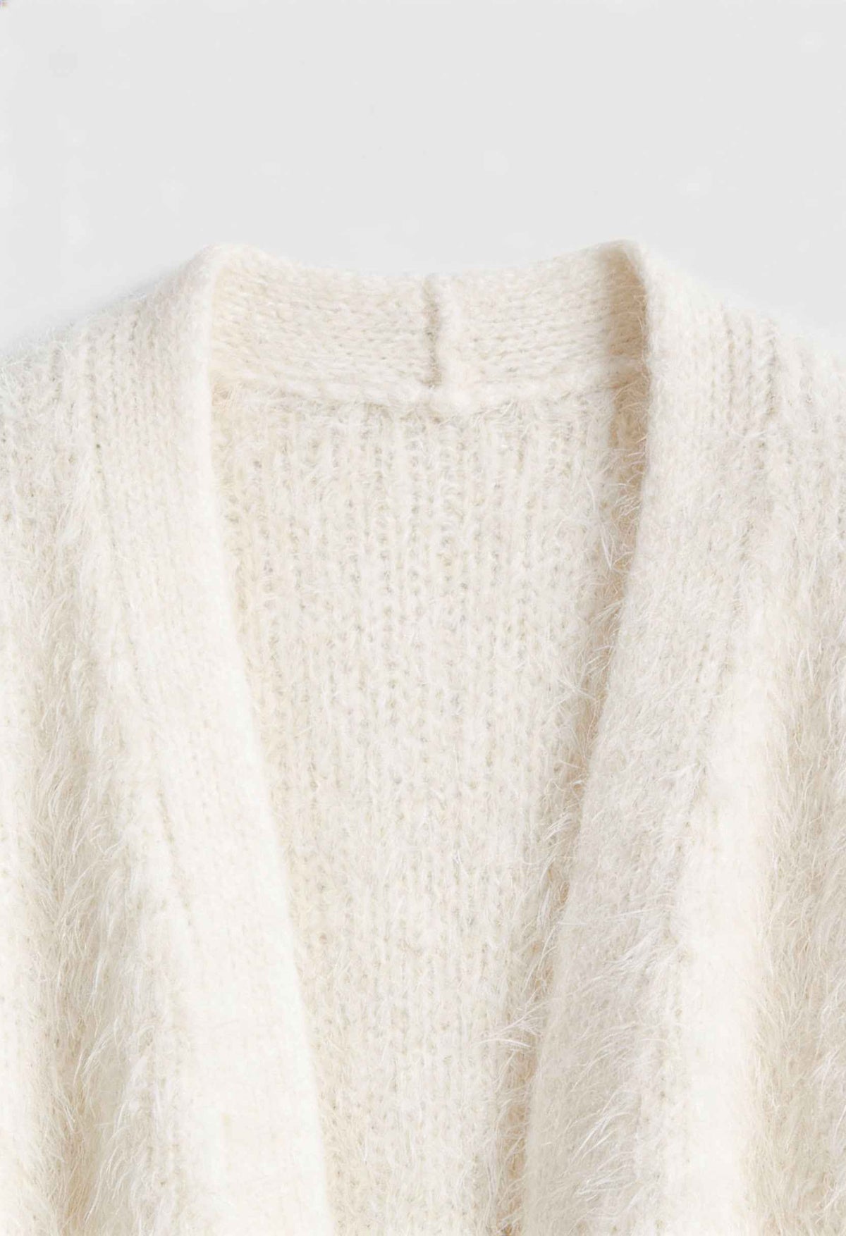 Elsa | White Knit Cardigan with Ribbed Hem
