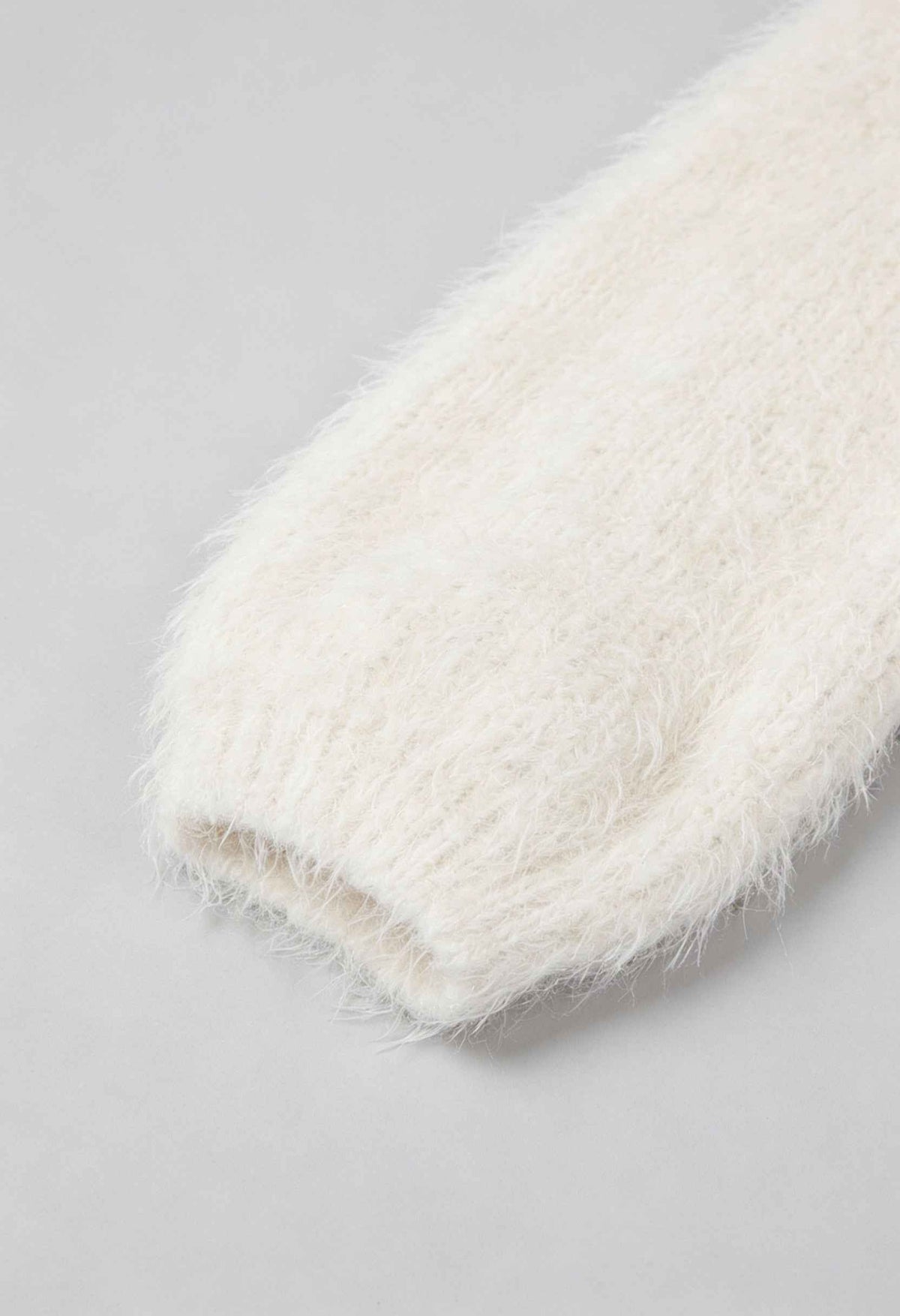Elsa | White Knit Cardigan with Ribbed Hem