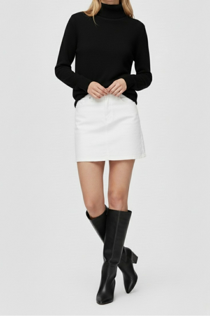 Nadine | Slim Fit Black Turtleneck Sweater