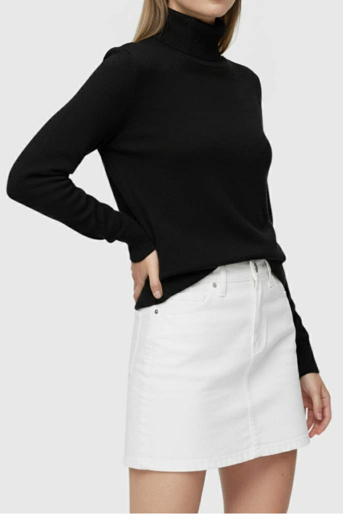 Nadine | Slim Fit Black Turtleneck Sweater