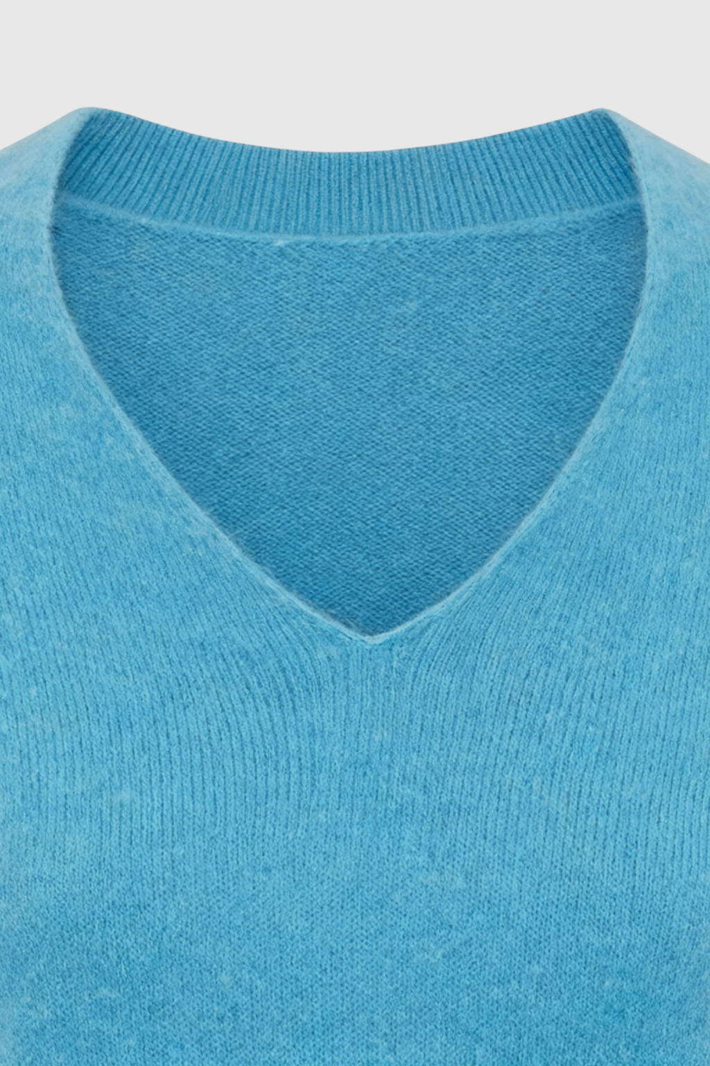 Claire | Light Blue V-Neck Fitted Sweater