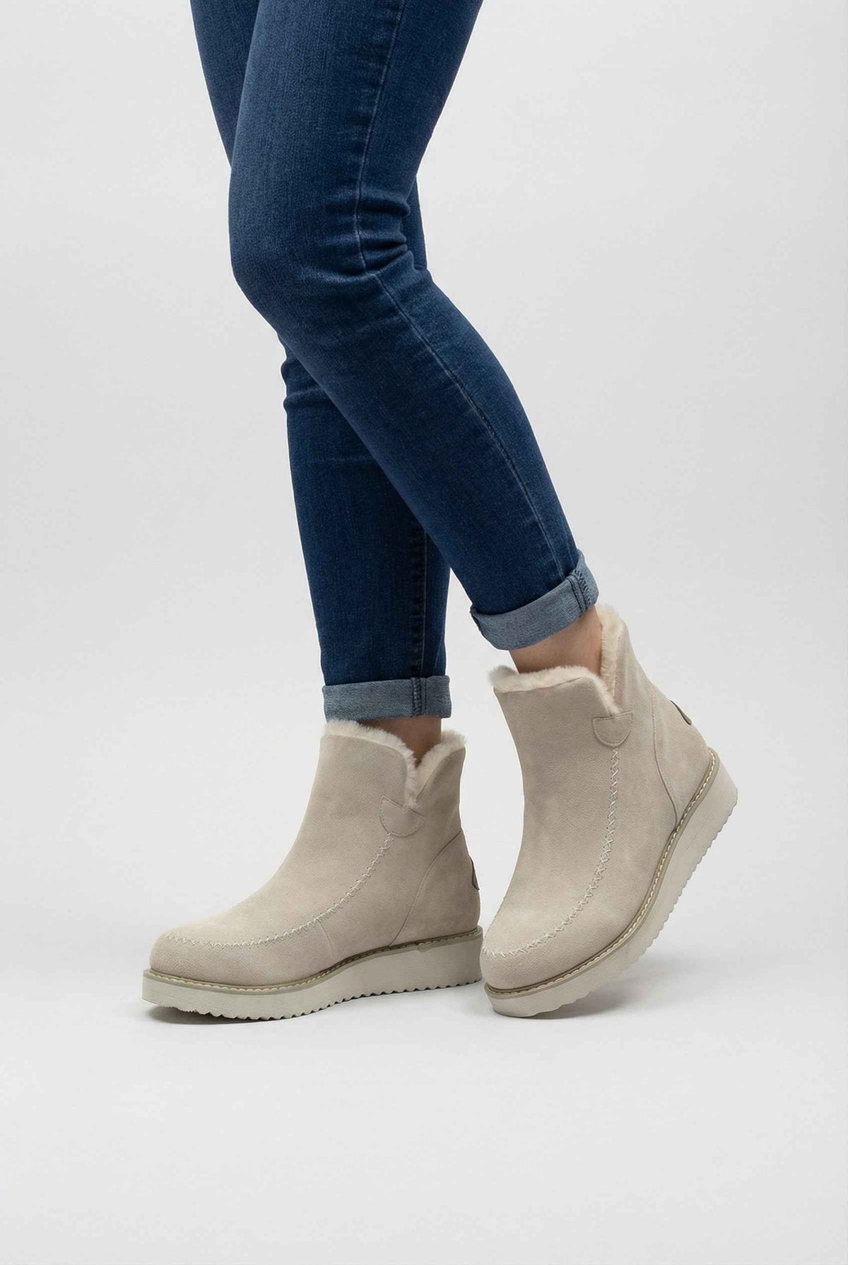 Lily | Beige ankle boots with durable sole