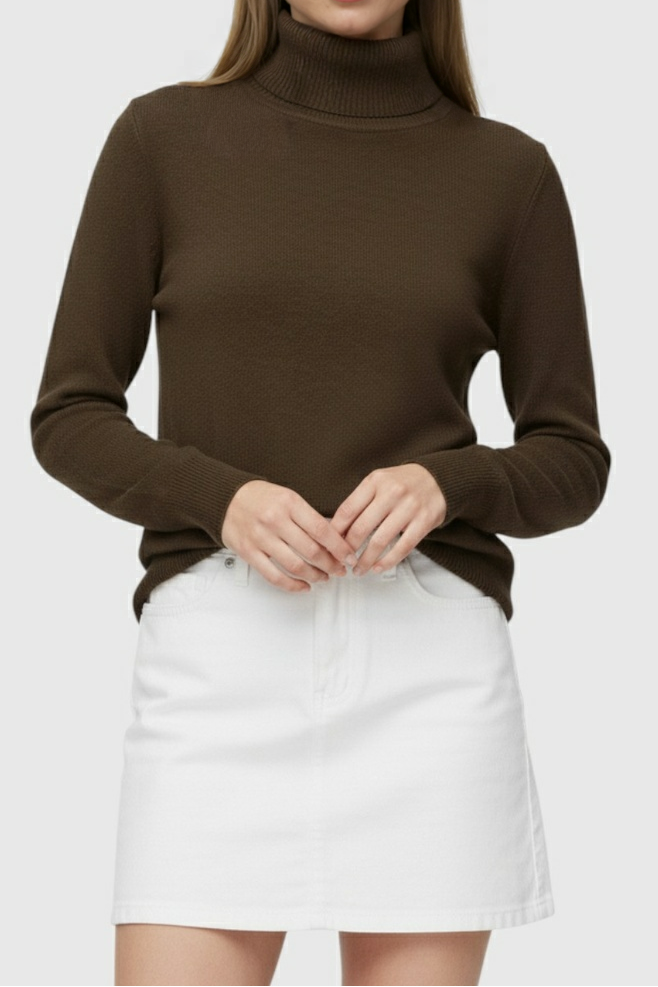 Rosalie | Brown Turtleneck with Slim Fit